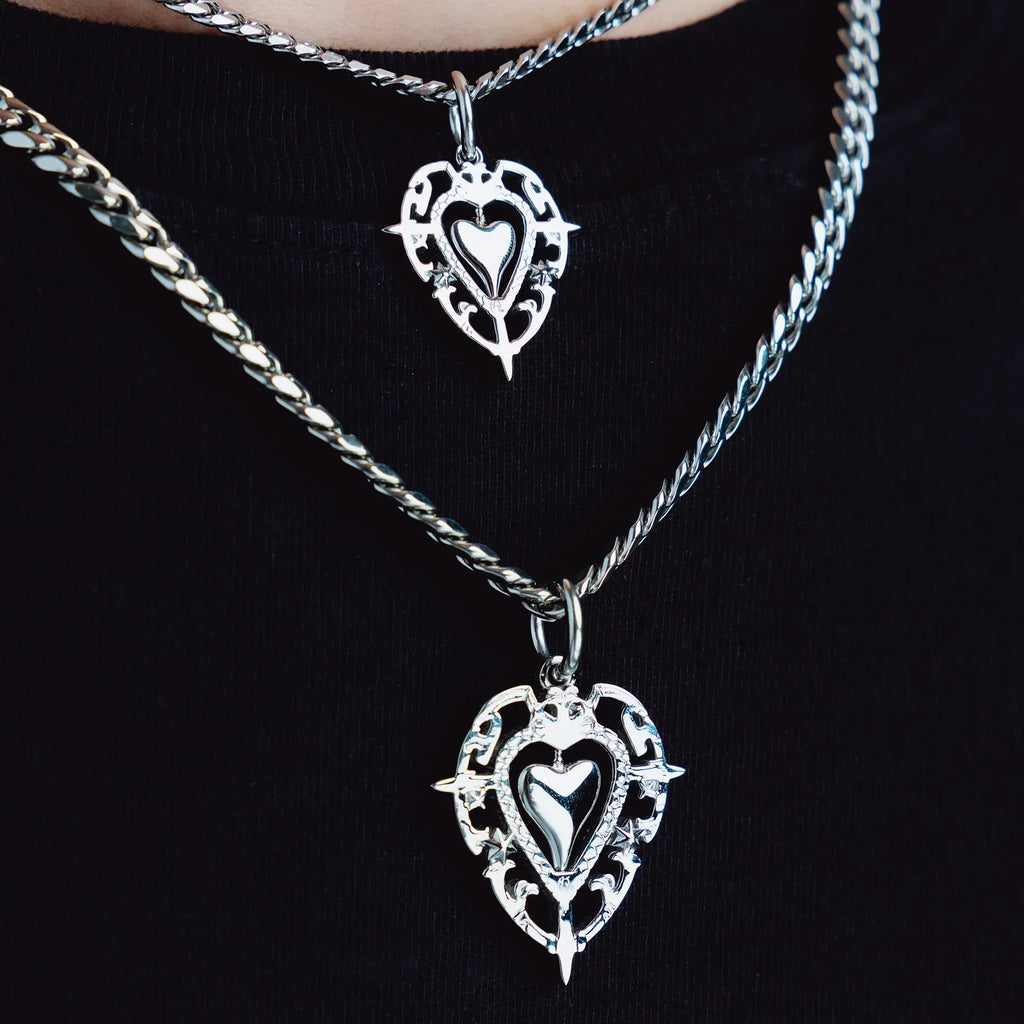 ANTIQUE HEART PENDANT
